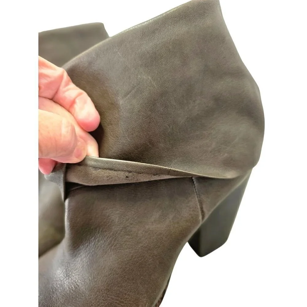 Vince Camuto Leather FoldOver Ankle Boot Women Sz 9 Taupe Brn 4